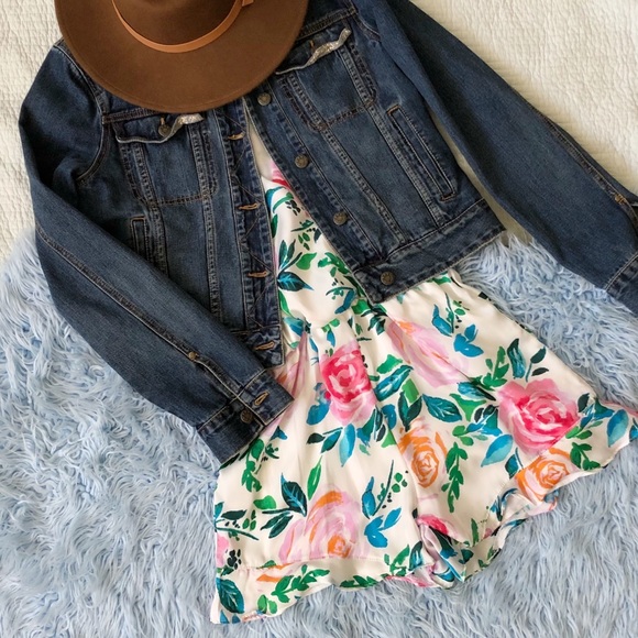 SALE // Floral romper with ruffle bottom - Picture 4 of 6